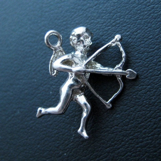 vintage 3D sterling silver cupid charm pendant